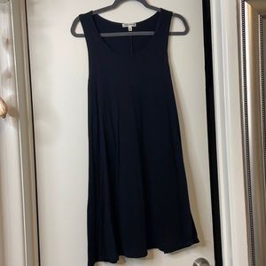 Sleeveless dress
